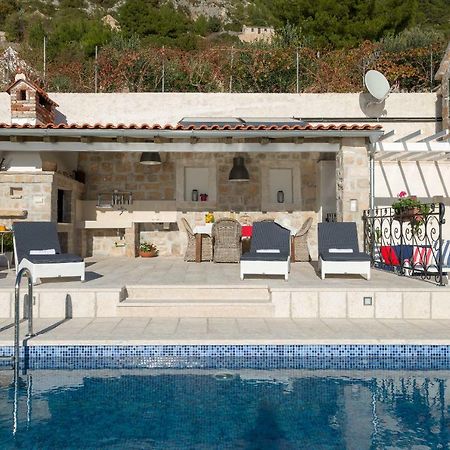 Villa Lipa Dora Murvica  Bagian luar foto