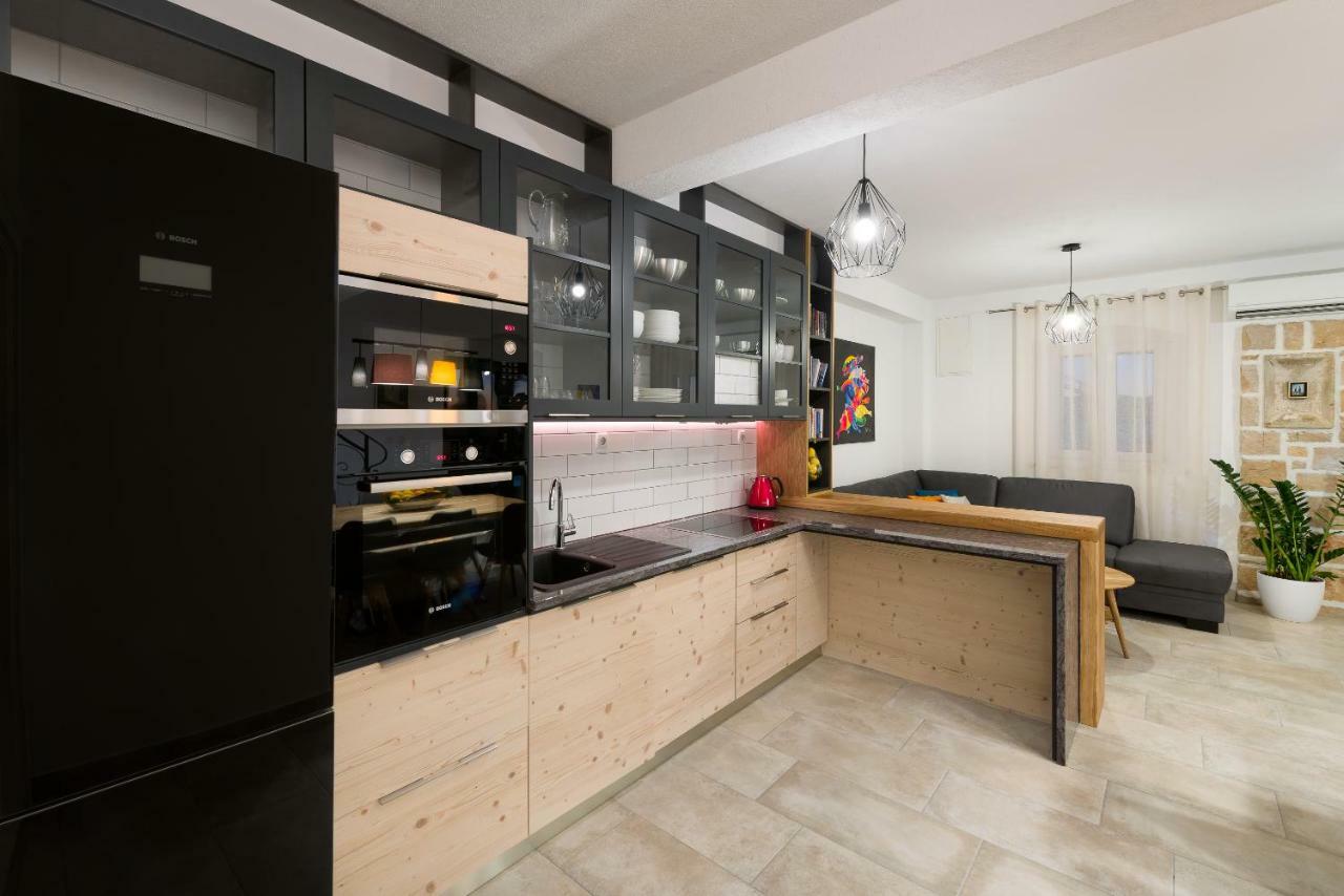 Villa Lipa Dora Murvica  Bagian luar foto