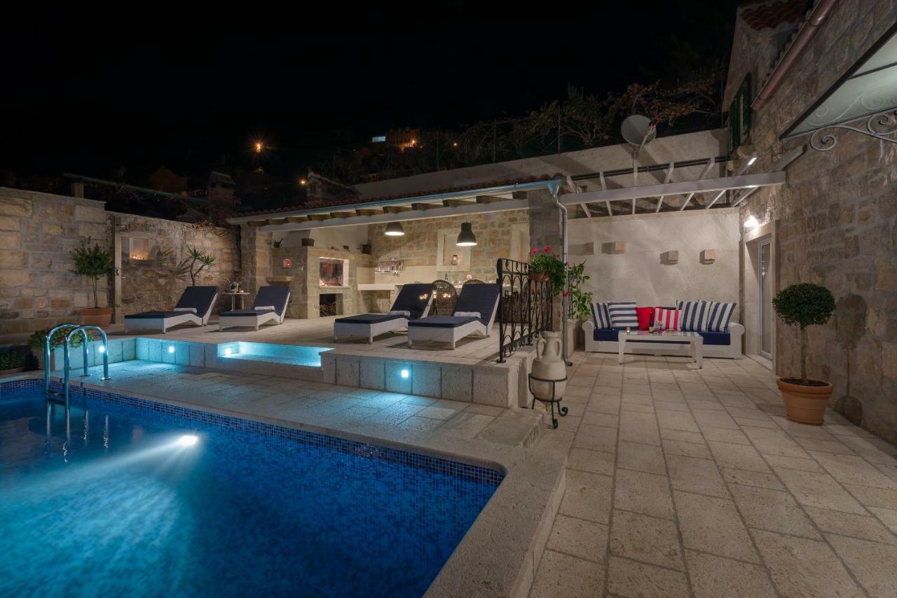 Villa Lipa Dora Murvica  Bagian luar foto