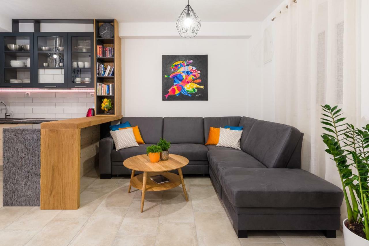 Villa Lipa Dora Murvica  Bagian luar foto