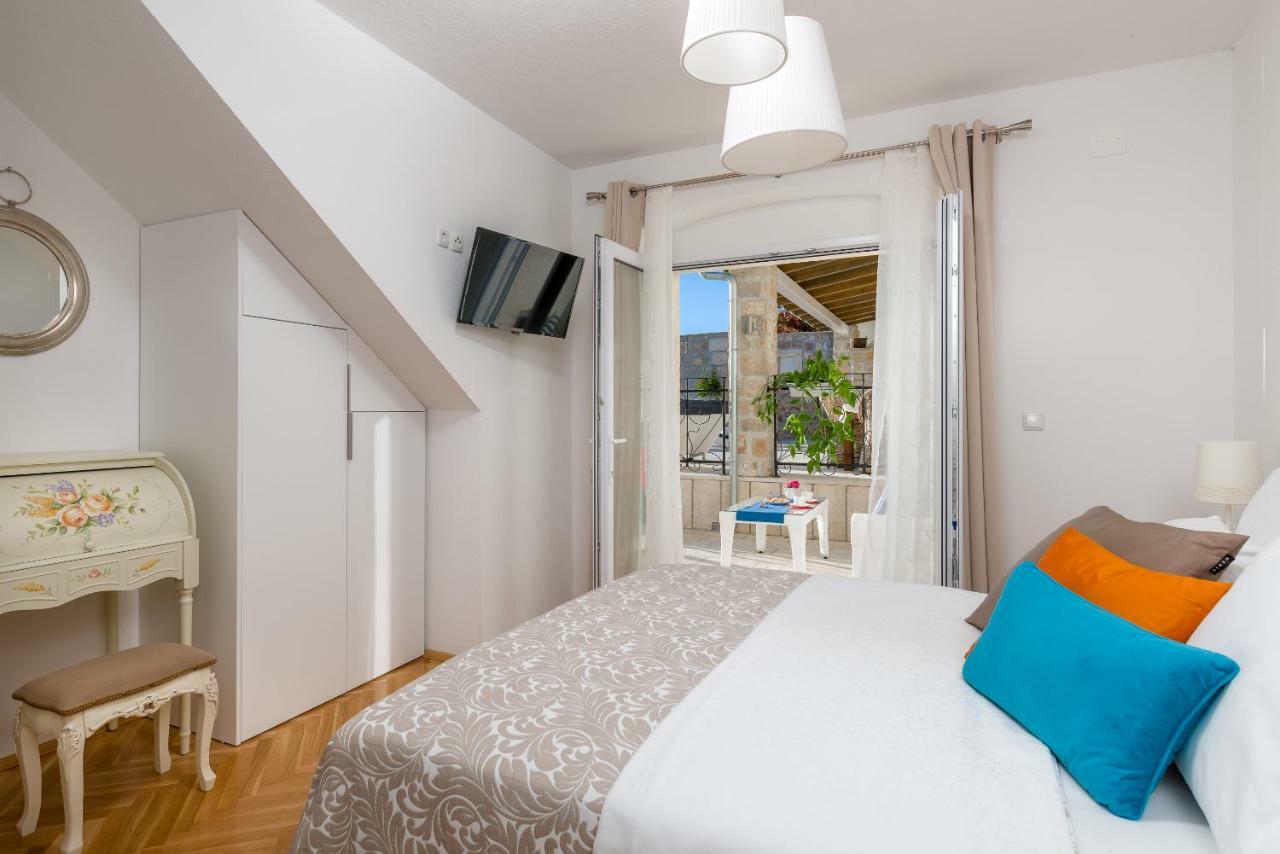 Villa Lipa Dora Murvica  Bagian luar foto