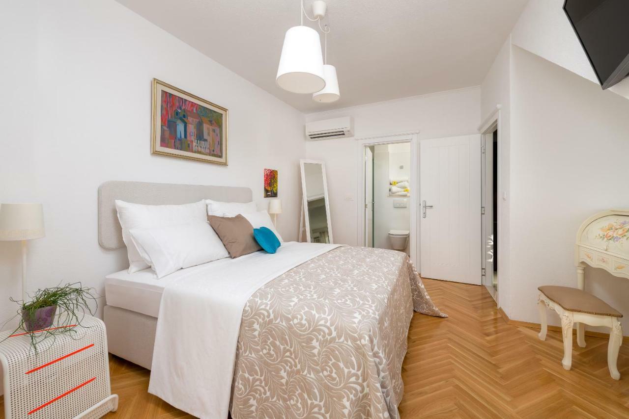 Villa Lipa Dora Murvica  Bagian luar foto