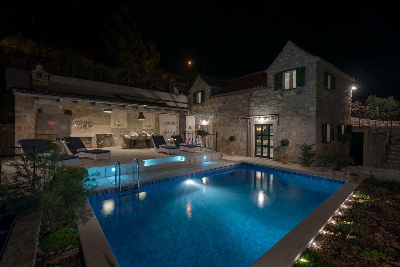 Villa Lipa Dora Murvica  Bagian luar foto